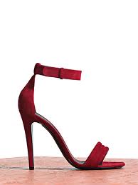 Céline-shoes-bags-fashion-brand-collection-new-trends-tips-image-2