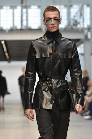 Costume-National-for-men-collection-spring-summer-clothing-images-4