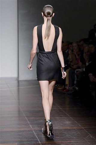 Gianfranco-Ferrè-fashion-women-new-collection-spring-summer-image-12