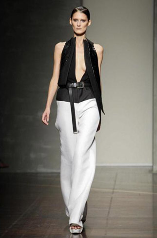 Gianfranco-Ferrè-fashion-women-new-collection-spring-summer-image-8