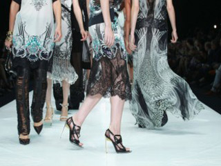 Roberto-Cavalli-fashion-women-new-collection-spring-summer-image-6