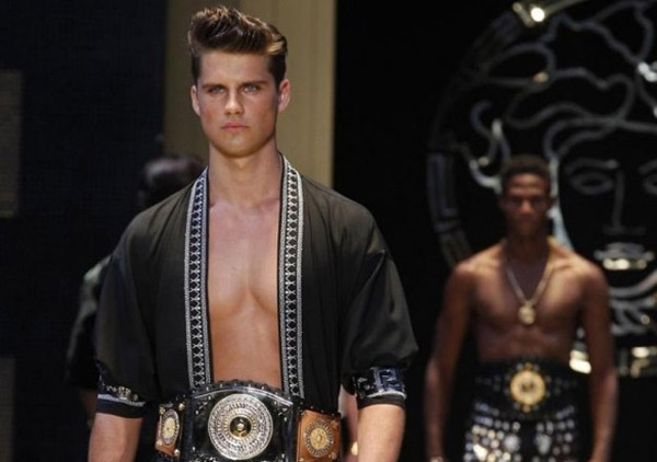 Versace-clothing-for-men-collection-spring-summer-fashion-image-3