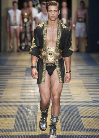 Versace-clothing-for-men-collection-spring-summer-fashion-image-4