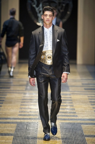 Versace-clothing-for-men-collection-spring-summer-fashion-image-7