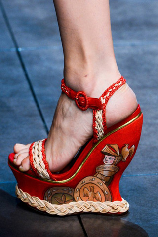 Dolce--Gabbana-new-collection-women-fashion-spring-summer-image-9