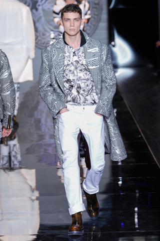 Versace-new-collection-clothing-fall-winnter-2013-fashion-picture-3