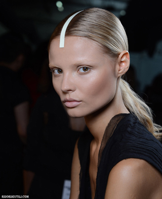 Alexander-Wang-new-trends-fashion-with-tips-beauty-makeup-photo-1