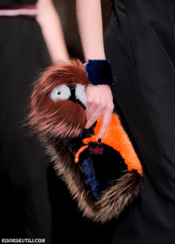 Fendi-new-collection-fashion-fall-winter-clothing-for-women-fur-bag