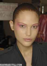 Max-Mara-new-trends-fashion-tips-beauty-with-makeup-look-7