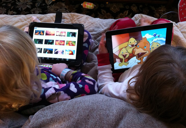 World-new-age-technology-kids-under-medical-care-for-iPad