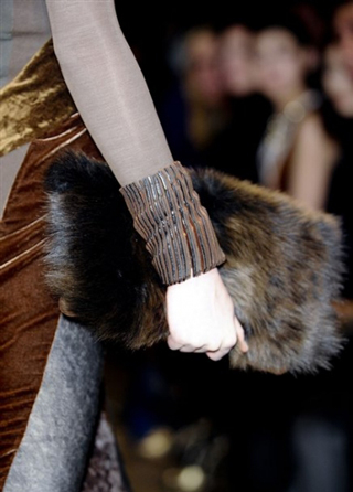 Donna-Karan-lifestyle-trends-bags-in-shop-fall-winter-look-2014