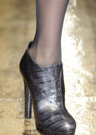 Donna-Karan-trends-leather-shoes-fashion-fall-winter-look-2014