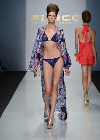 Fisico-lifestyle-fashion-trends-clothing-spring-summer-beachrobe