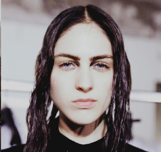 Ann-Demeulemeester-new-video-fashion-show-fall-winter-2013-2014-women