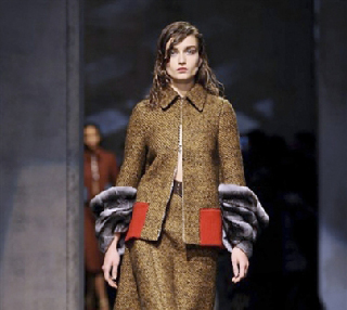 Prada-fashion-show-fall-winter-2013-2014-women-video