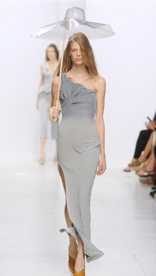 Dresses Chalayan spring summer 2014 womenswear